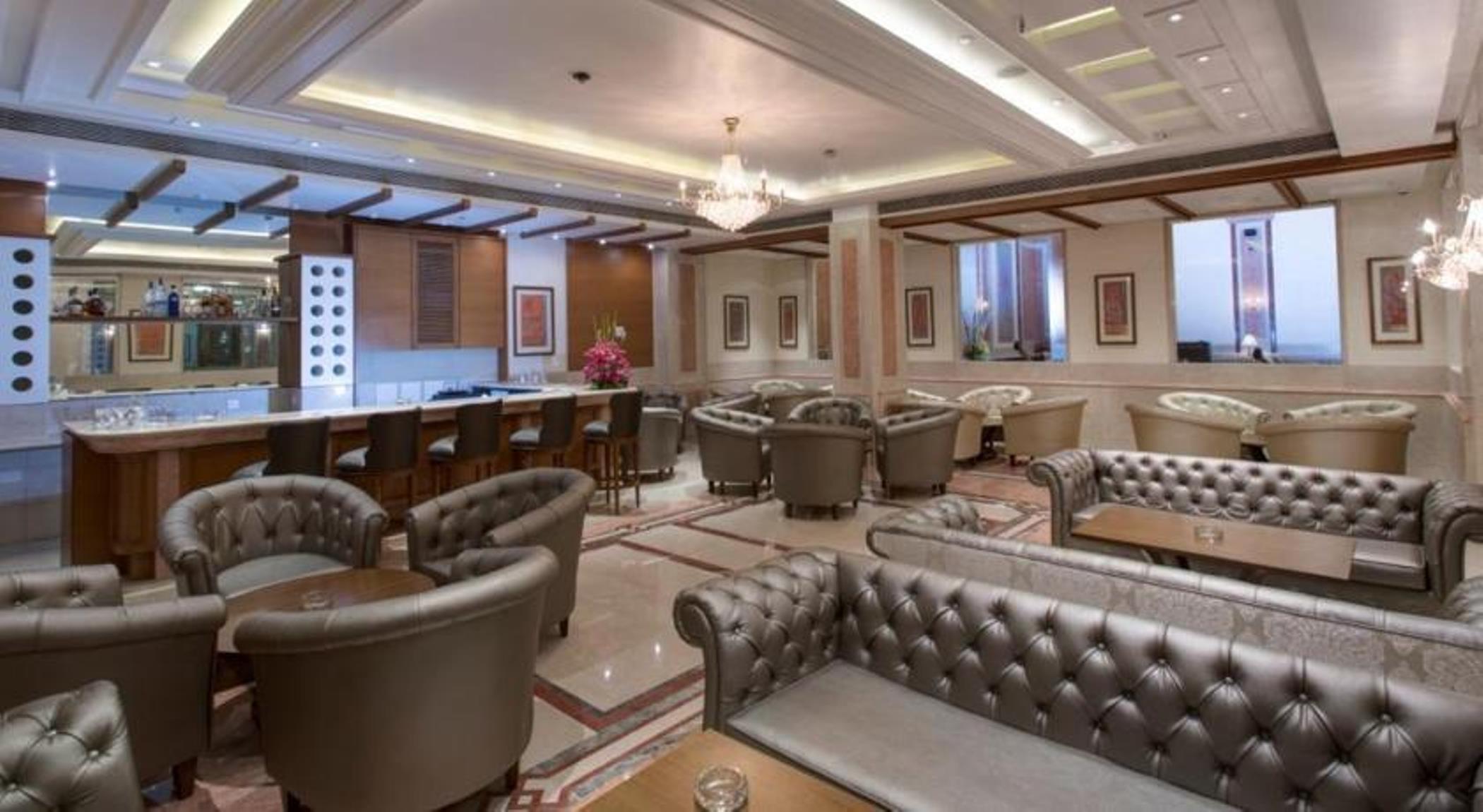 Royal Tulip Navi Mumbai Hotel Buitenkant foto