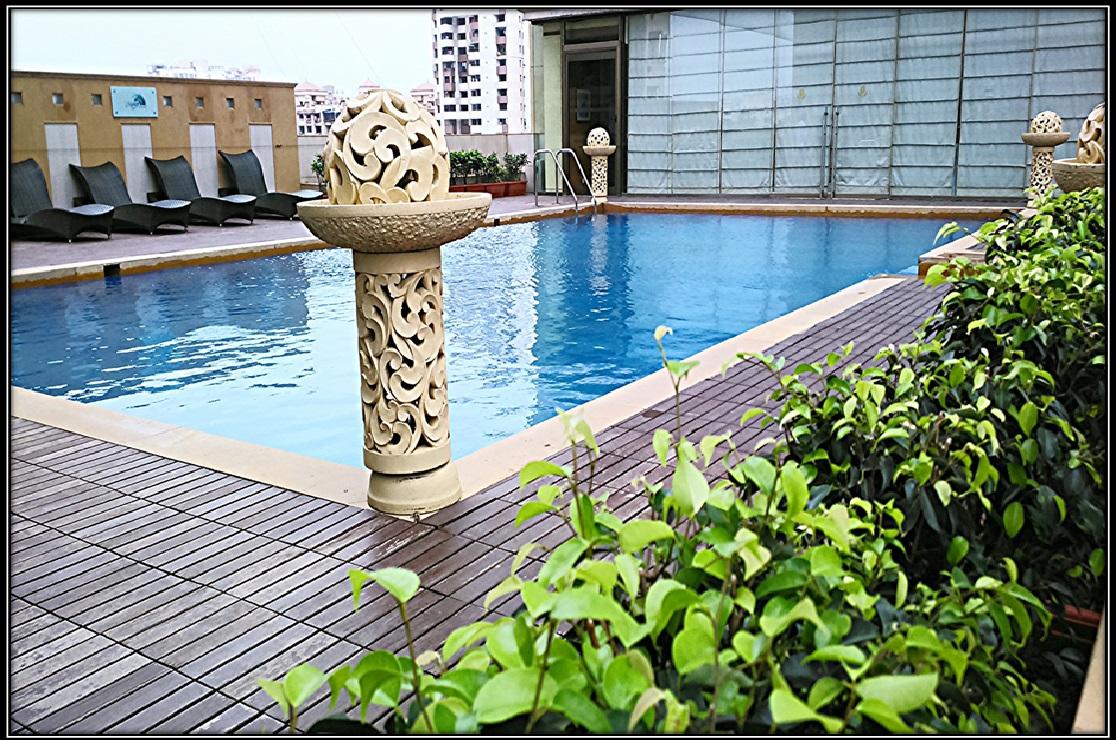 Royal Tulip Navi Mumbai Hotel Buitenkant foto