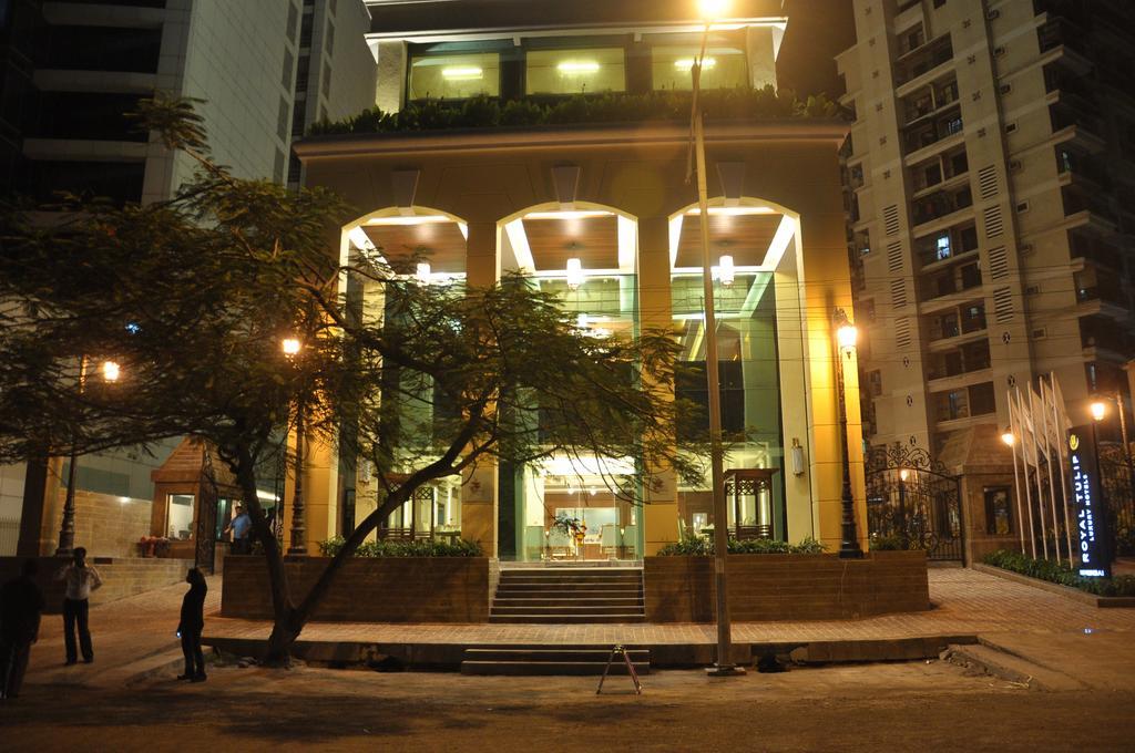 Royal Tulip Navi Mumbai Hotel Buitenkant foto